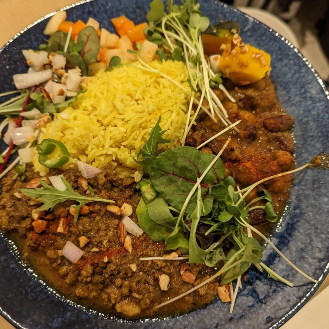 スパイスカレーはおいしい